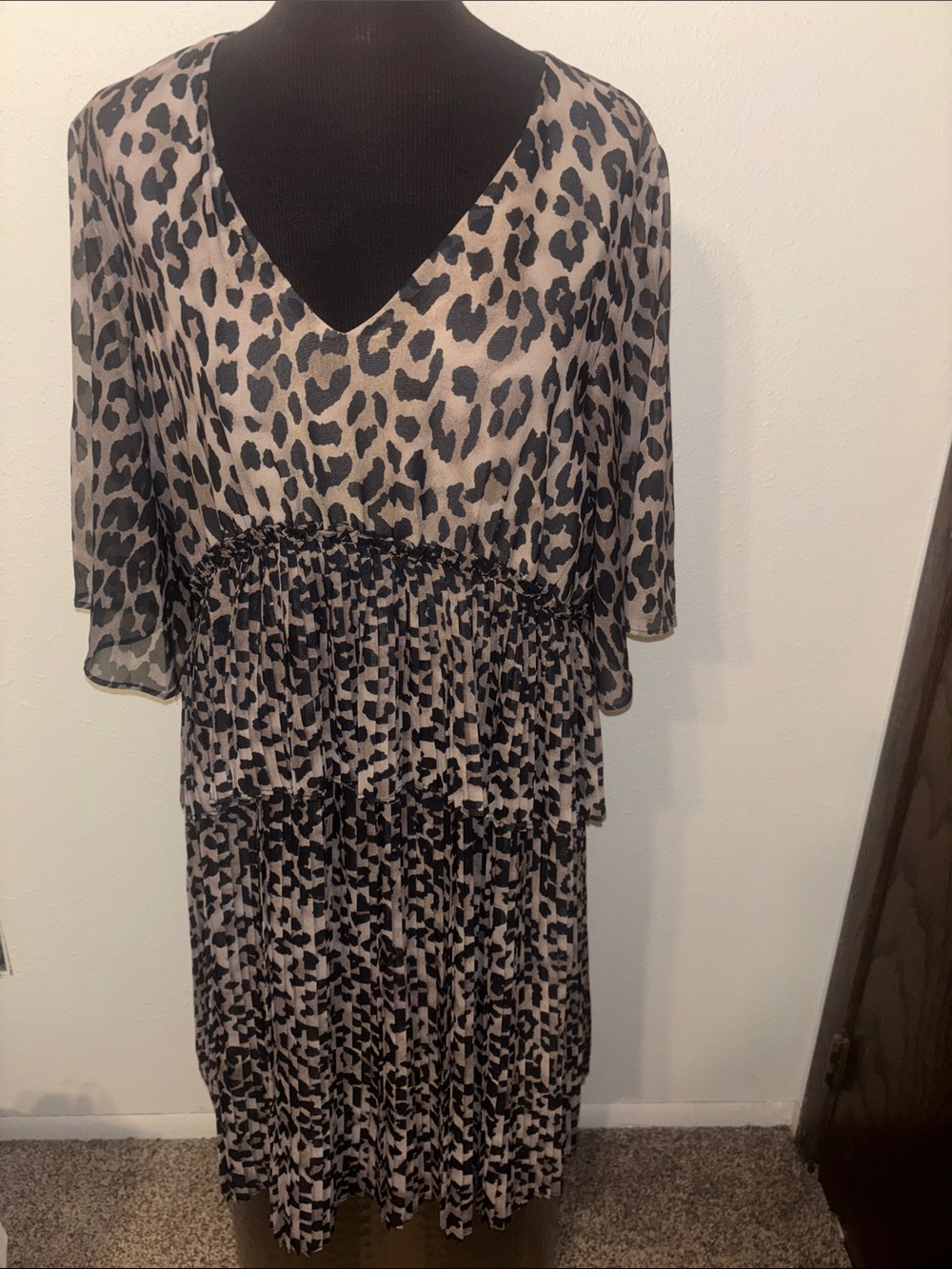 Ador Animal Print Pin Pleats Dress size XL NWT